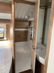 Fahrzeugbild Hobby De Luxe 560 KMFe Modell 2023 #9