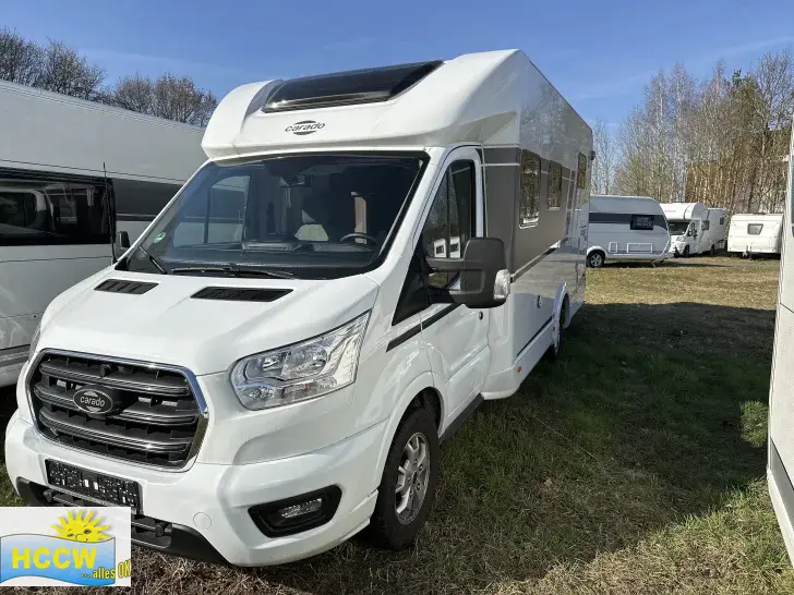 Schräg Vorne Carado T 338 EDITION24 Ford Chassis mit Automatik