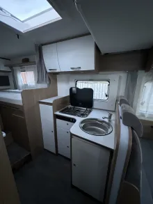 Küchen Carado T 338 Edition15 Radio, Navi & RFK / SAT + TV