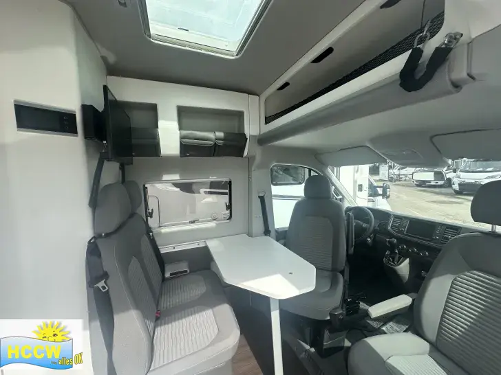 Fahrzeugbild VW Grand California 680 Solar 230V, Luftfederung,  SAT #4