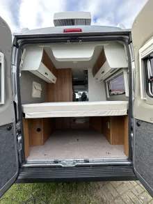 Heckgarage VanTourer 600 L 165 PS mit Aufstelldach