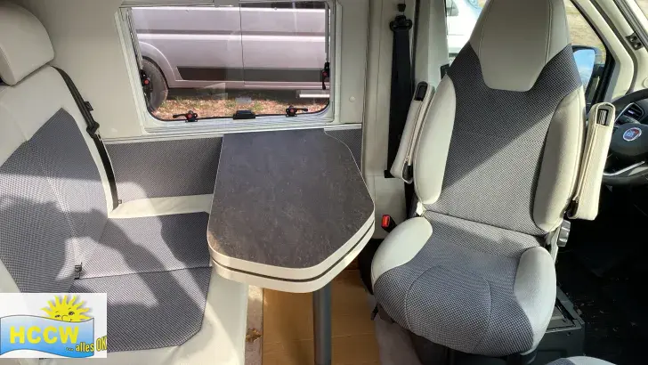 Sitzgruppe VanTourer 630 L mit Aufstelldach