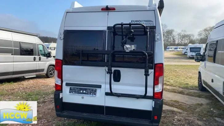 Frontal Hinten VanTourer 630 L mit Aufstelldach