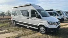Schräg Vorne Hobby MAXIA VAN 680 ET 177 PS Automatik