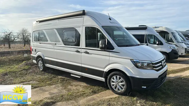 Schräg Vorne Hobby MAXIA VAN 680 ET 177 PS Automatik