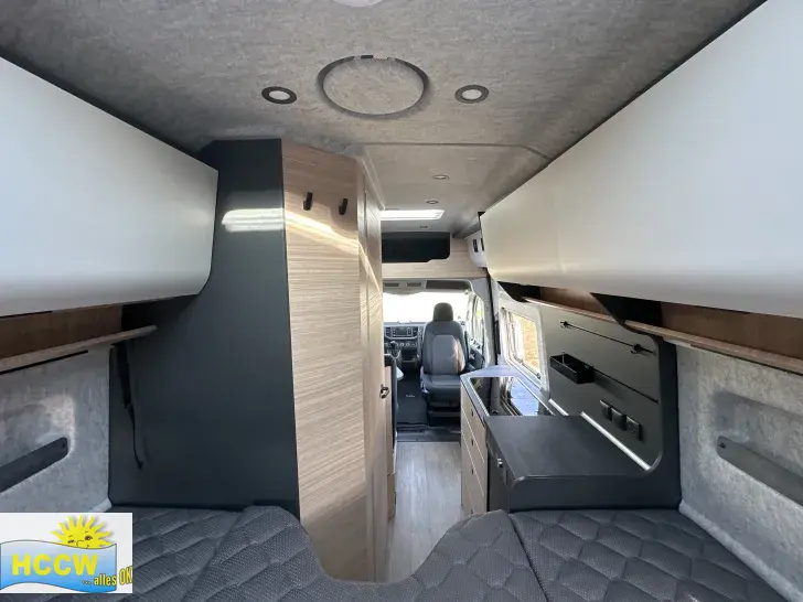 Sicht vorne-hinten Hobby MAXIA VAN 680 ET 177 PS Automatik