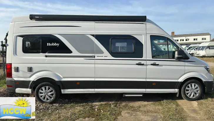 Seitlich Hobby MAXIA VAN 680 ET 177 PS Automatik