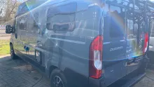 Schräg Hinten Carado Camper Van 600 PRO
