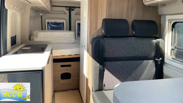 Sicht vorne-hinten Carado Camper Van 600 PRO