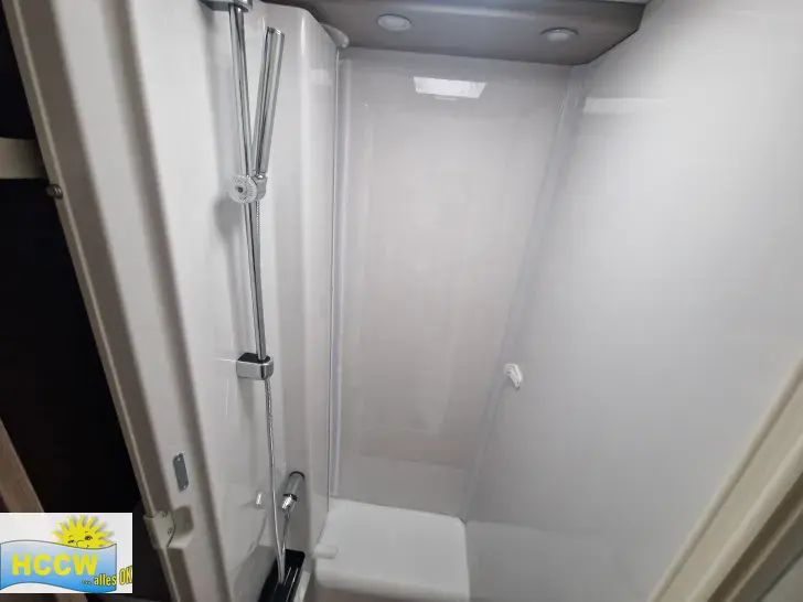 Fahrzeugbild Carado I 338 pro + #16