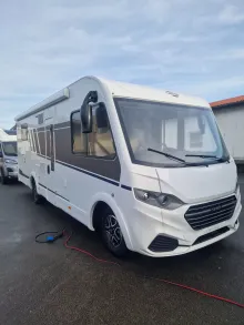 Fahrzeugbild Carado I 449 #1