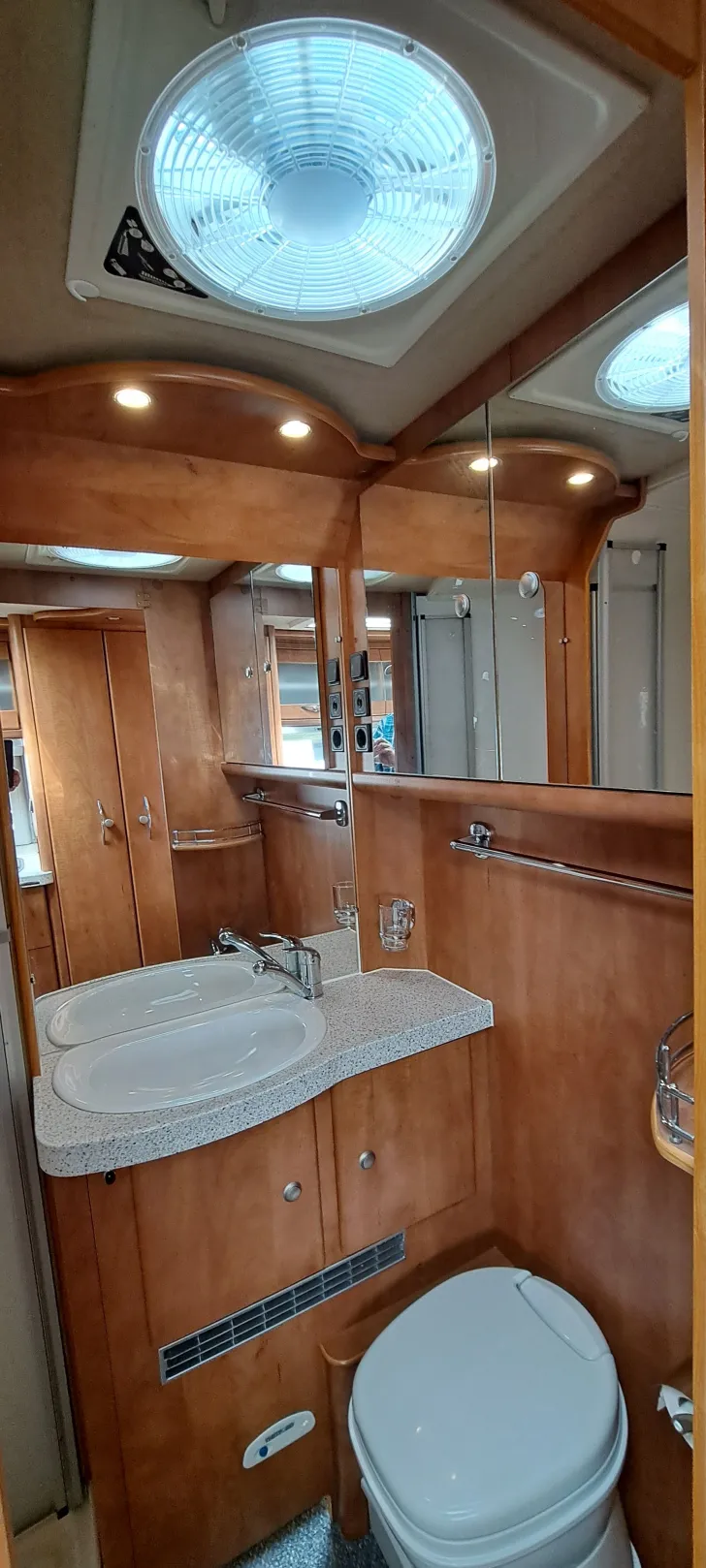 Fahrzeugbild Carthago chic s-plus 51 #8
