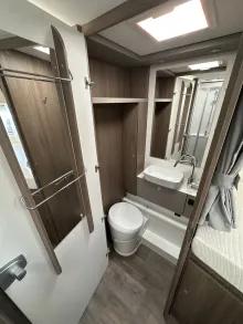 Toilette Carado T 447 Pro + / 165 PS + Hubbett