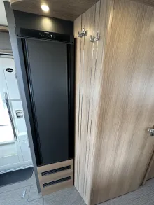 Fahrzeugbild Carthago C1-tourer T 145 RB-LE comfort 4.2t Weekly Deal #13