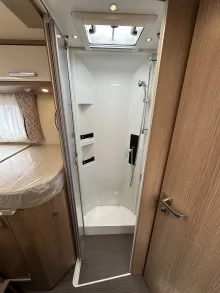 Fahrzeugbild Carthago C1-tourer T 145 RB-LE comfort 4.2t Weekly Deal #16