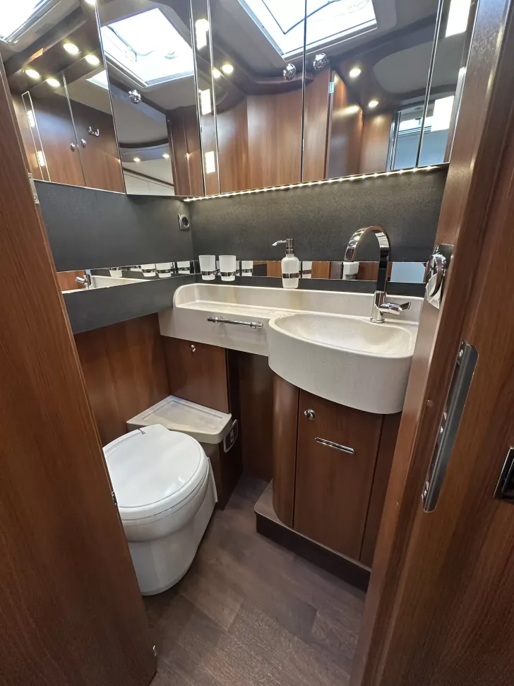 Fahrzeugbild Carthago chic c-line I 4.9 LE L #17