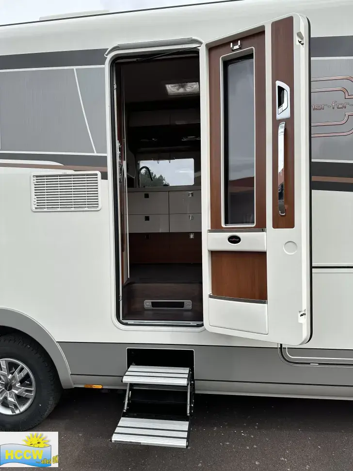 Fahrzeugbild Carthago liner-for-two I 53 L Weekly Deal #9