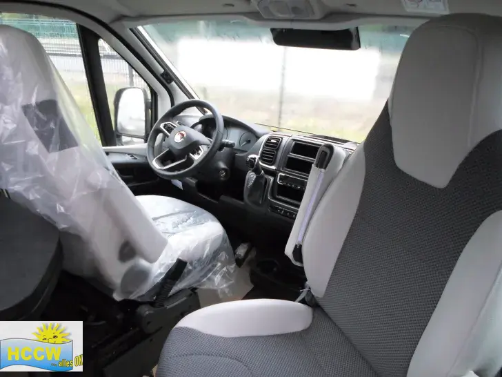 Fahrzeugbild VanTourer 600 L Längsschläfer #7
