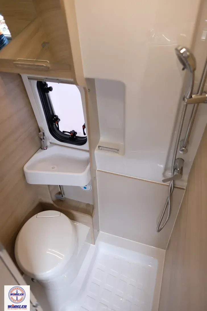 Fahrzeugbild Forster V 636 EB Vantasy mit Lithiumbatterie & Markise! #9