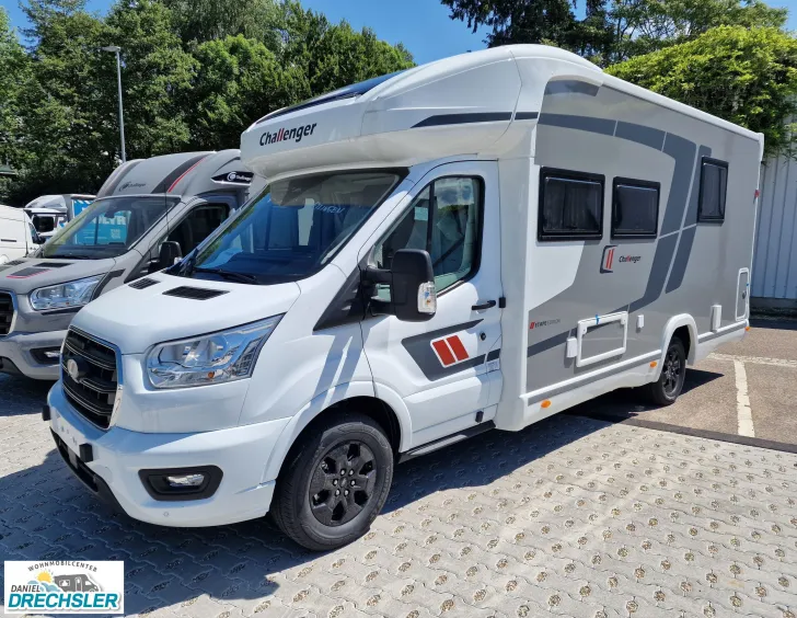Fahrzeugbild Challenger 328 Etape Edition #1