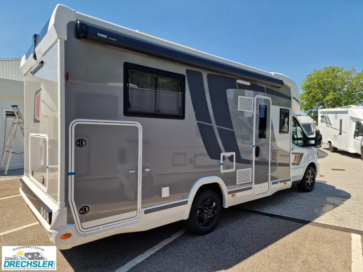 Fahrzeugbild Challenger 328 Etape Edition #4