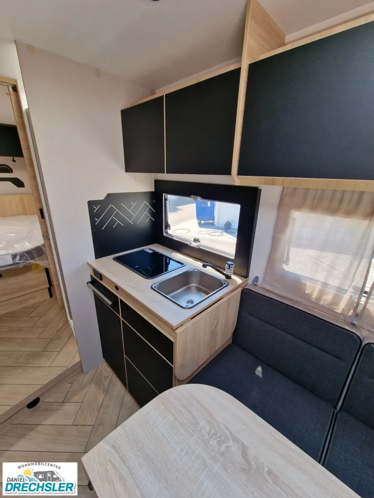 Fahrzeugbild Challenger 328 Etape Edition #9