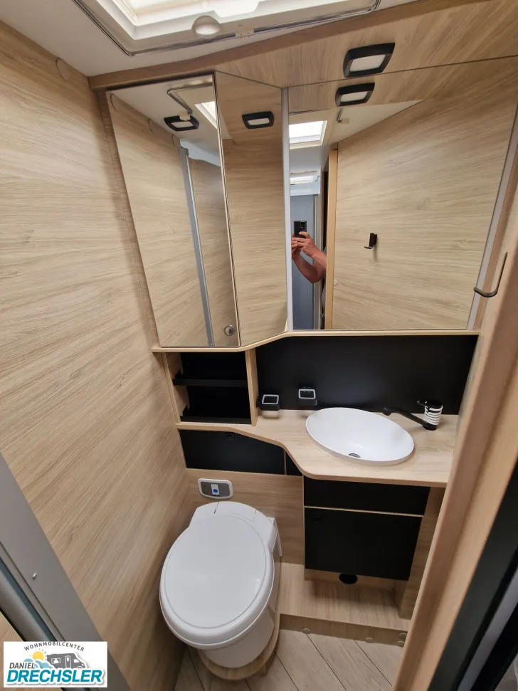 Fahrzeugbild Challenger 328 Etape Edition #11