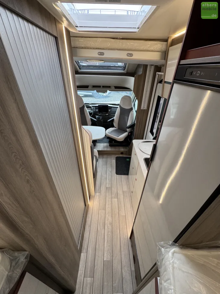 Fahrzeugbild Roller Team Kronos Fit 281TL Markise Automatik Einzelbetten #22