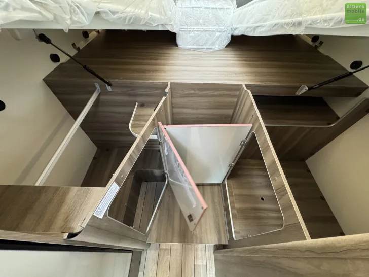 Fahrzeugbild Roller Team Kronos Fit 281TL Markise Automatik Einzelbetten #26