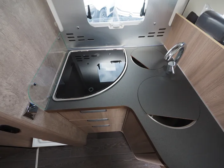 Fahrzeugbild Laika ECOVIP L 4009, 110.472,-€ Listenpreis ! #8