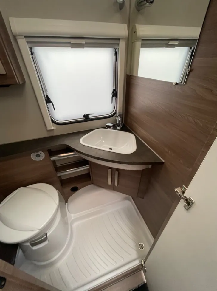 Fahrzeugbild Knaus Sport 400 LK Silver Selection Abverkaufsaktion!!! #10