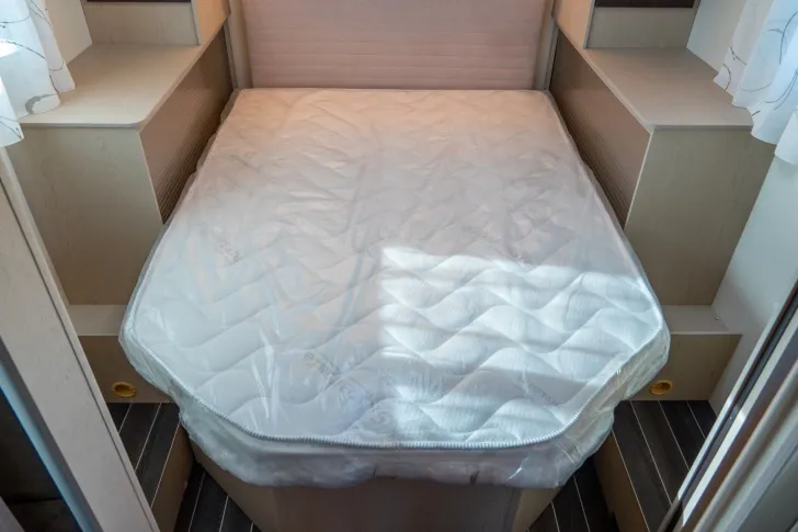 Fahrzeugbild Rimor Seal 69 Plus *Queensbett verstellbar*Hubbett* #13