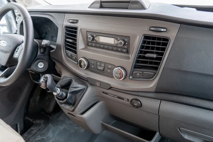 Fahrzeugbild Rimor Evo 5 *5 Personen*Bronze Paket*Truma C6*ISOFIX* #8