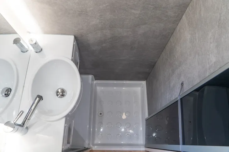 Fahrzeugbild Rimor Evo 5 *5 Personen*Bronze Paket*Truma C6*ISOFIX* #18