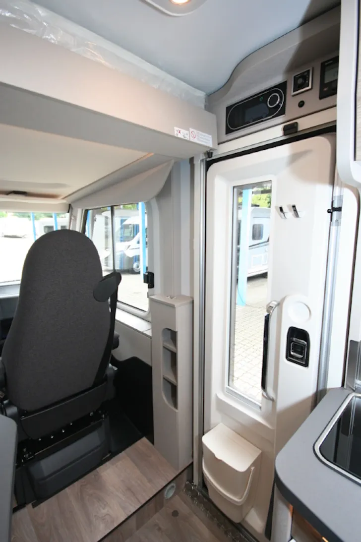 Fahrzeugbild Hymer Exsis-i 580 Pure #8