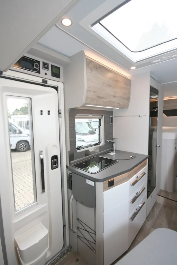 Fahrzeugbild Hymer Exsis-i 580 Pure #15