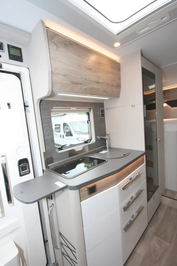 Fahrzeugbild Hymer Exsis-i 580 Pure #16