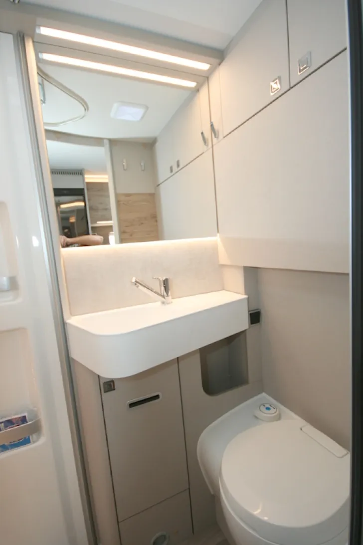 Fahrzeugbild Hymer Exsis-i 580 Pure #23