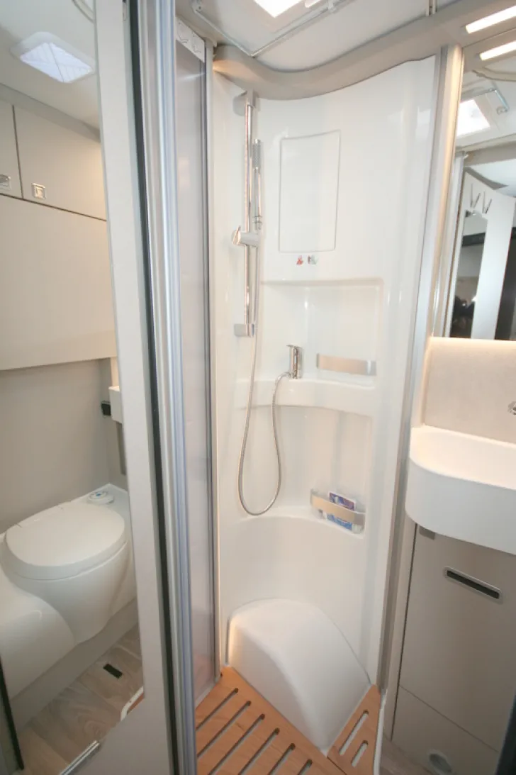 Fahrzeugbild Hymer Exsis-i 580 Pure #24