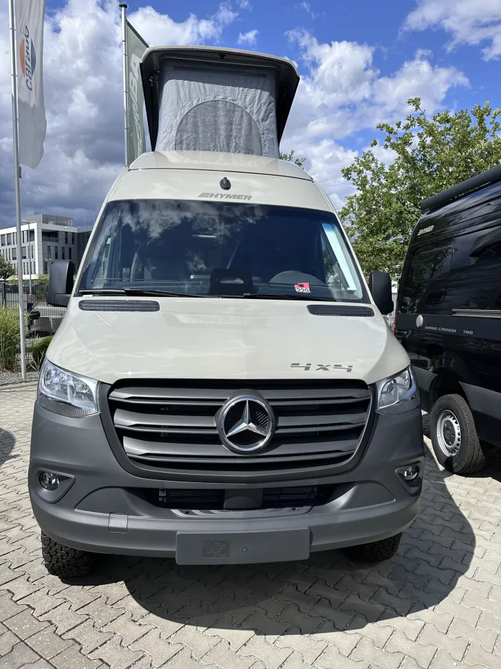 Fahrzeugbild Hymer Grand Canyon S 700 #1