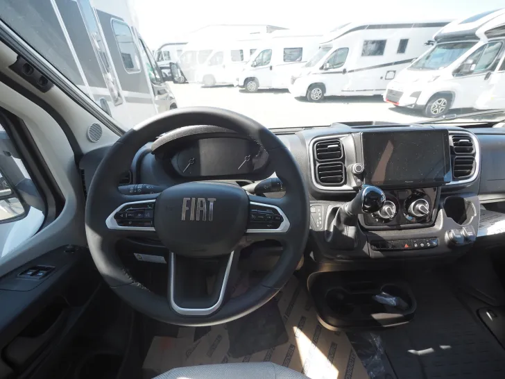 Fahrzeugbild Weinsberg CaraCompact 600 MEG Pepper, 78.980,-€ LP #4