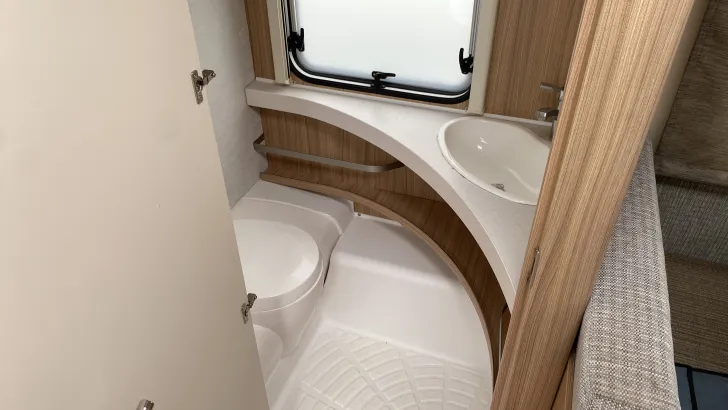 Toilette Fendt Bianco Activ 550 KMG Smart Mover