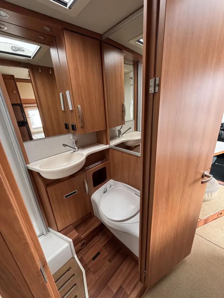 Fahrzeugbild Hymer Exsis-t 588 #9