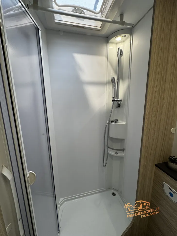 Fahrzeugbild Sun Living A 75DP X-TRA NAVI RFK Markise #20