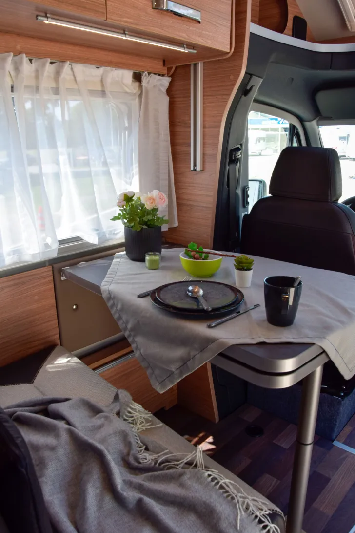 Fahrzeugbild Weinsberg CaraCompact Suite MB EDITION [PEPPER] 640 MEG #14