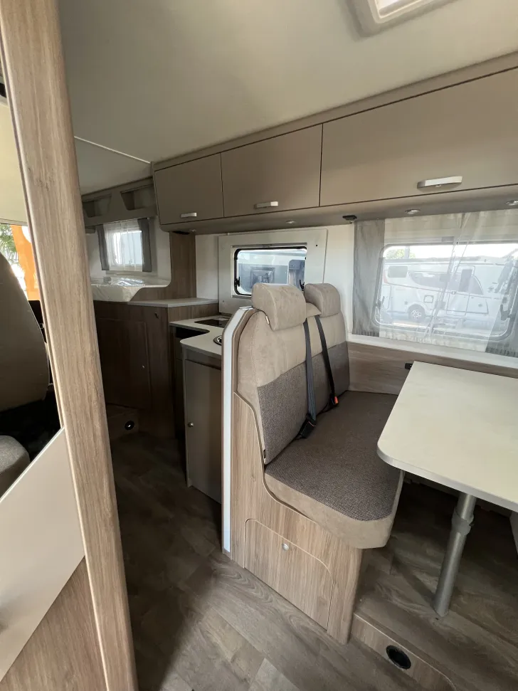 Fahrzeugbild Carado I 338 Pro+ 2025, 180 PS Automatik #7