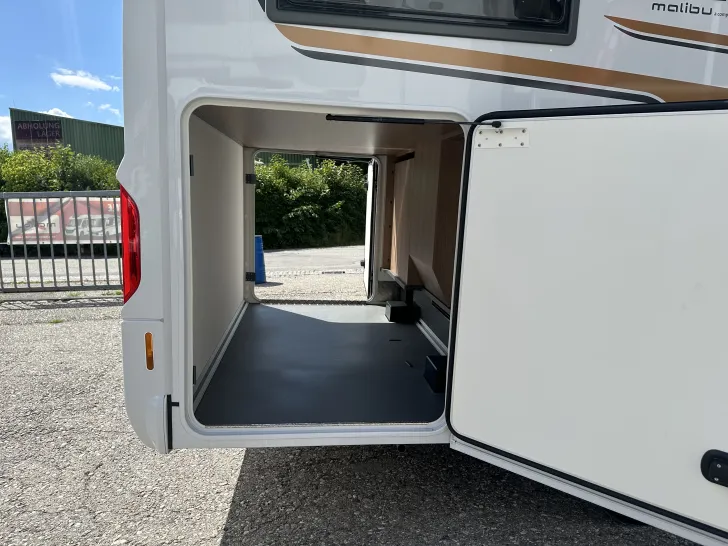 Fahrzeugbild Malibu I 430 KB-LE lightweight 3.5t #7
