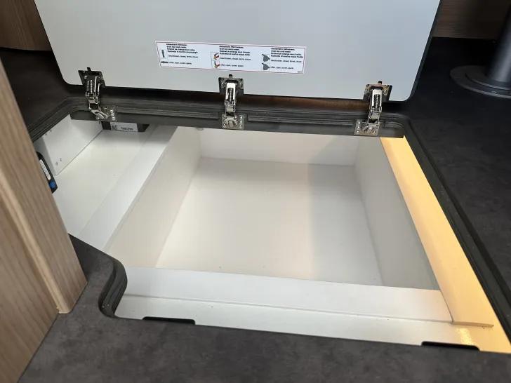 Fahrzeugbild Malibu I 430 KB-LE lightweight 3.5t #34