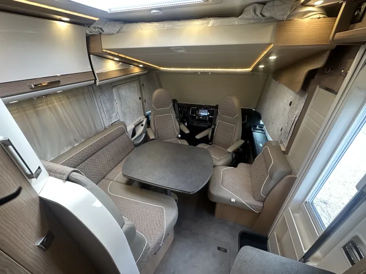 Fahrzeugbild Malibu I 430 KB-LE lightweight 3.5t #14