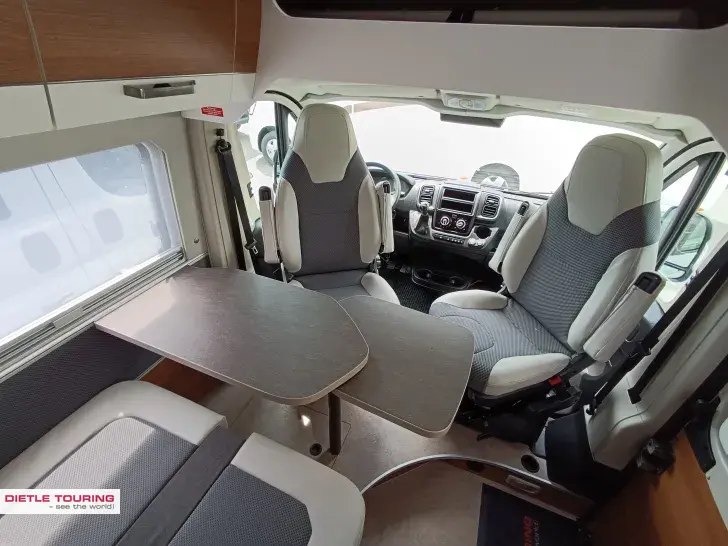 Fahrzeugbild VanTourer Comfort 600 D ++ Automatik; Ambientebel. #12